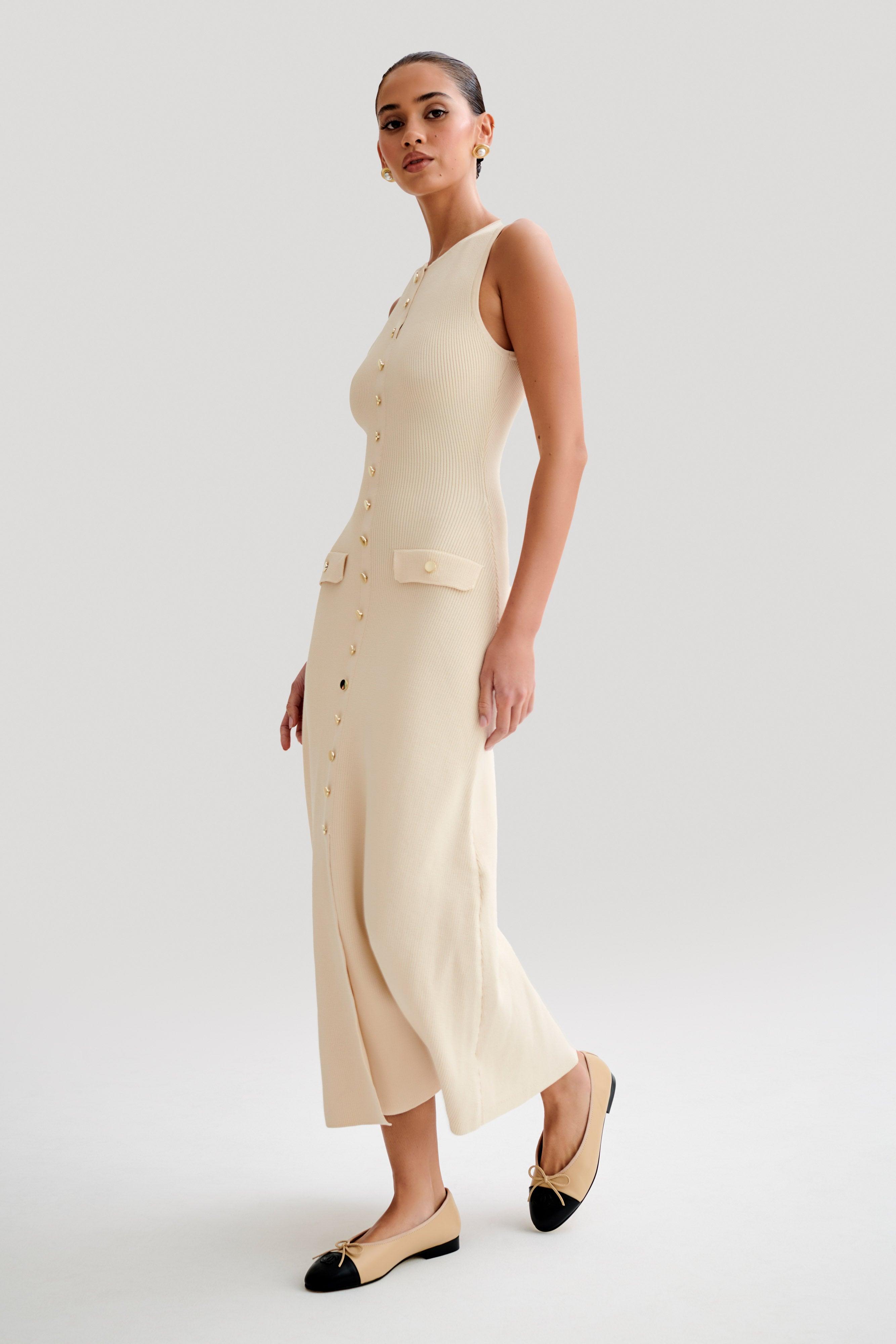 Parfait Élégance™ | ROBE MAXI SANS MANCHES AVEC BOUTONS