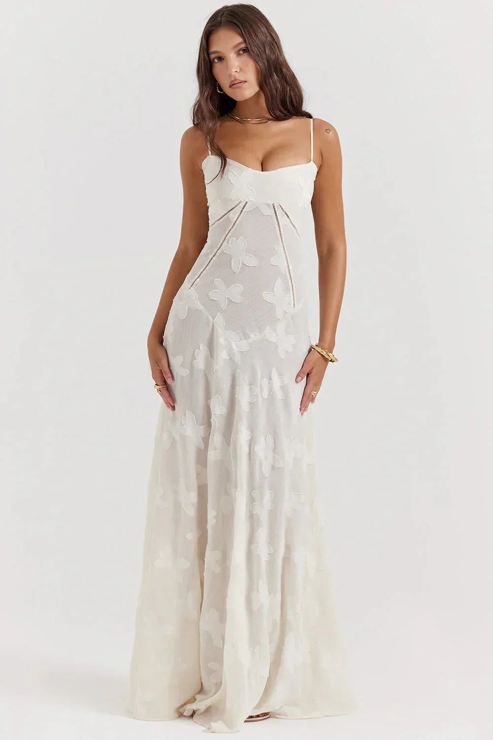 Parfait Élégance™ | ROBE MAXI ROMANTIQUE AVEC DENTELLE FLORALE